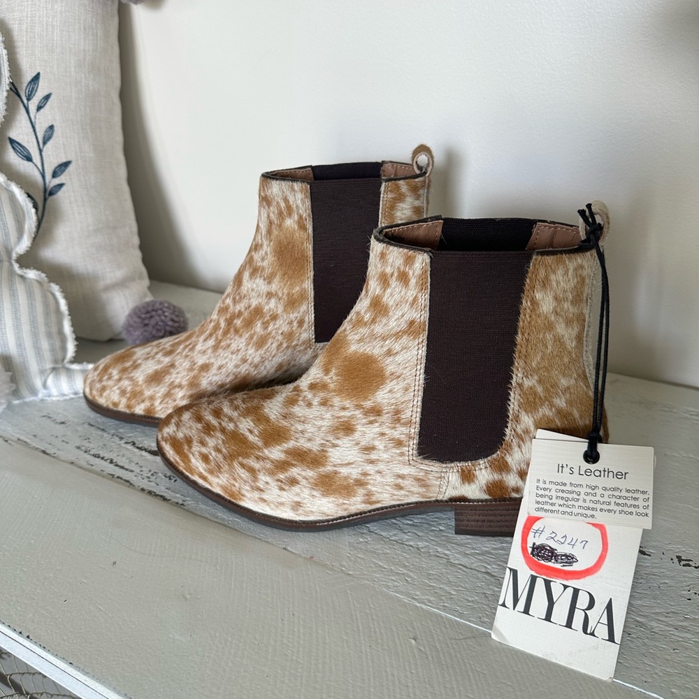 MYRA Cowhide Boots in Brown and White size 7 NWT